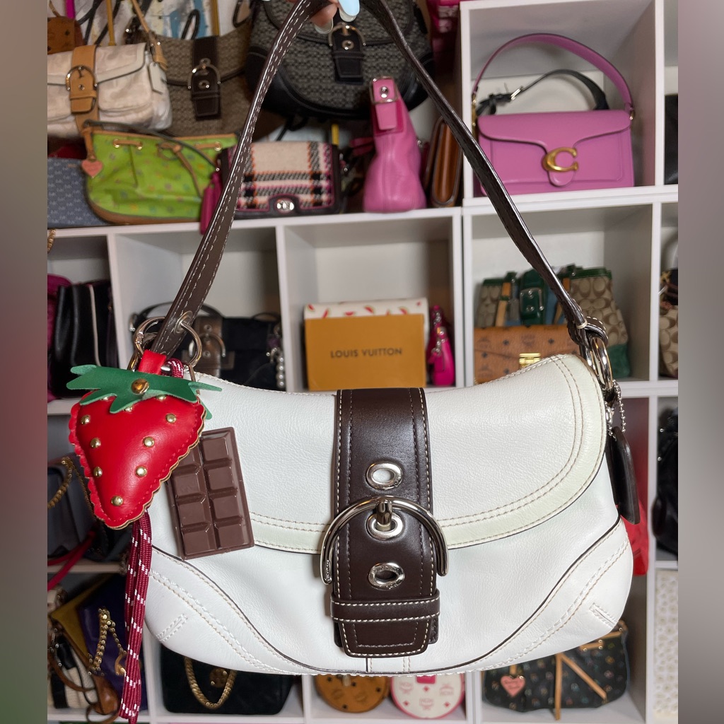 Coach Y2k White & Brown Leather Soho Shoulder Bag- F10909